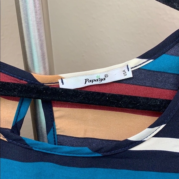 Women’s top - Picture 3 of 3